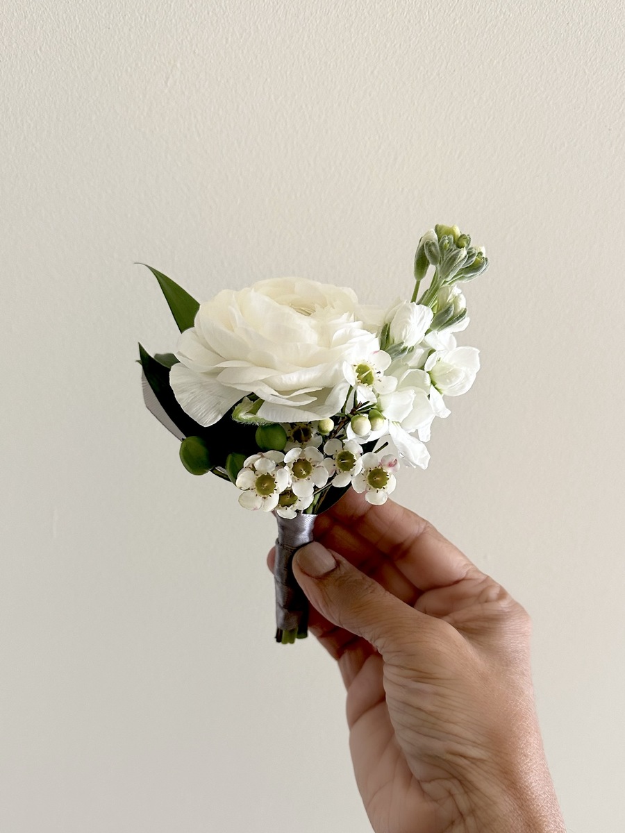 Boutonnière — 10