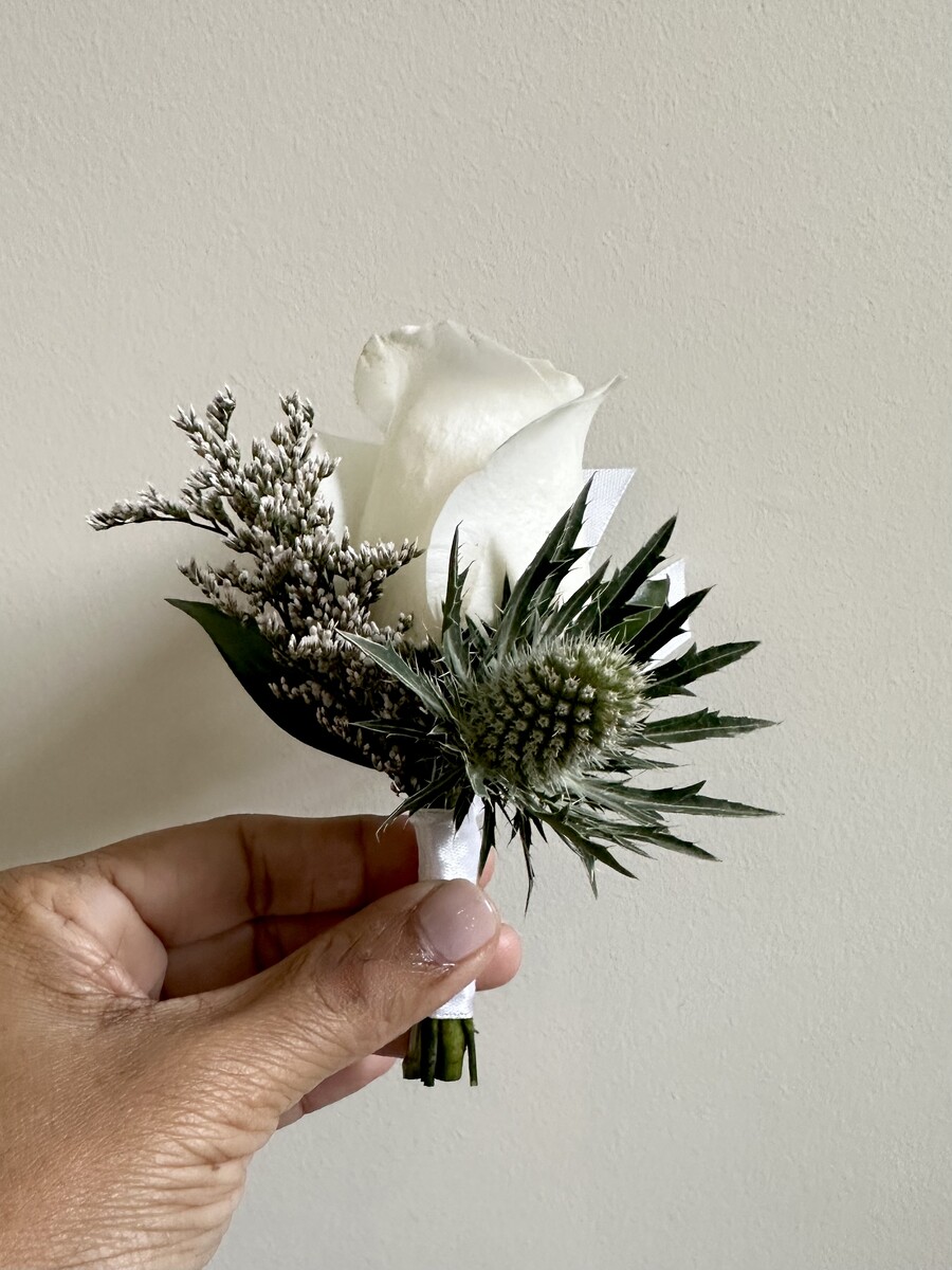 Boutonnière — 17